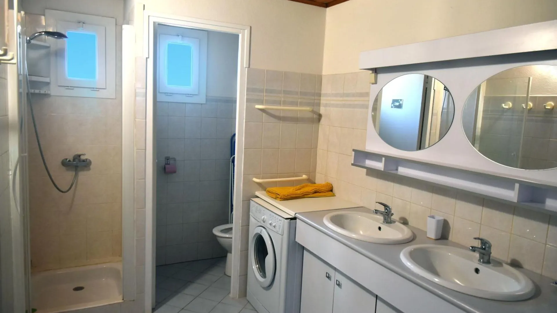 Holiday home Lou Cigalou - Au Calme - Grand Jardin - Piscine Partagee - Parking - Campagne Et Idealement Situe Proche A7 Et Montelimar Sauzet
